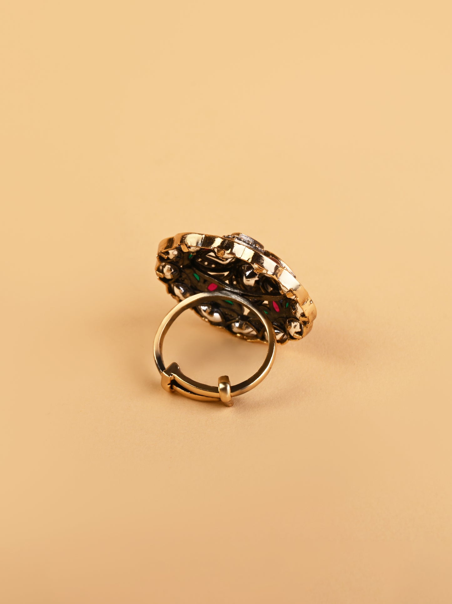 Viraasat Kundan Ring