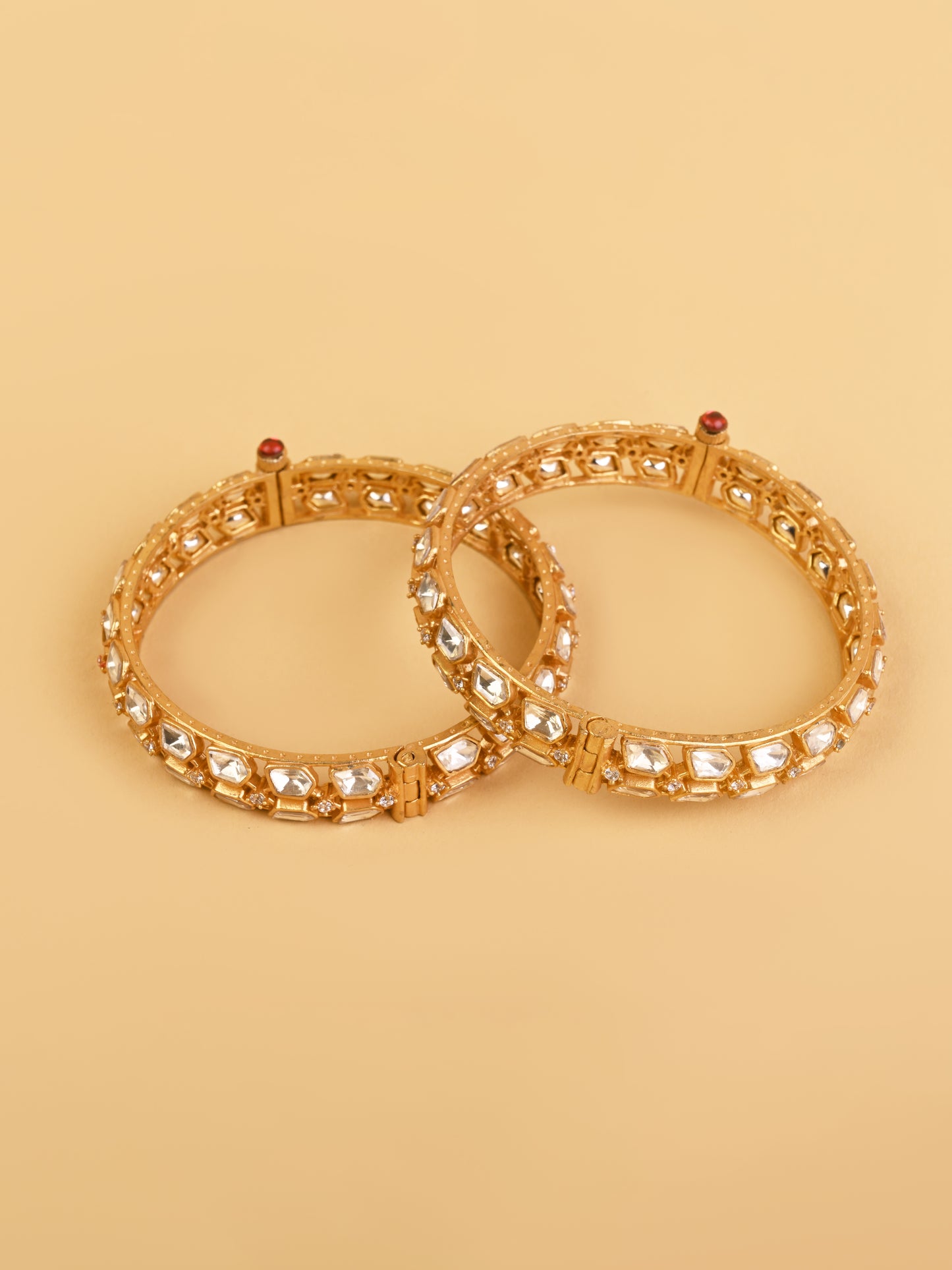 Rani Saa Kundan Moissanite Bangle