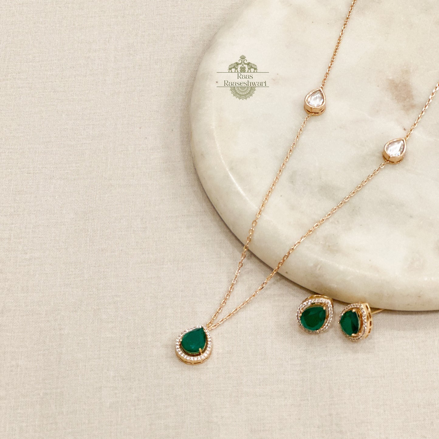 Panna Necklace