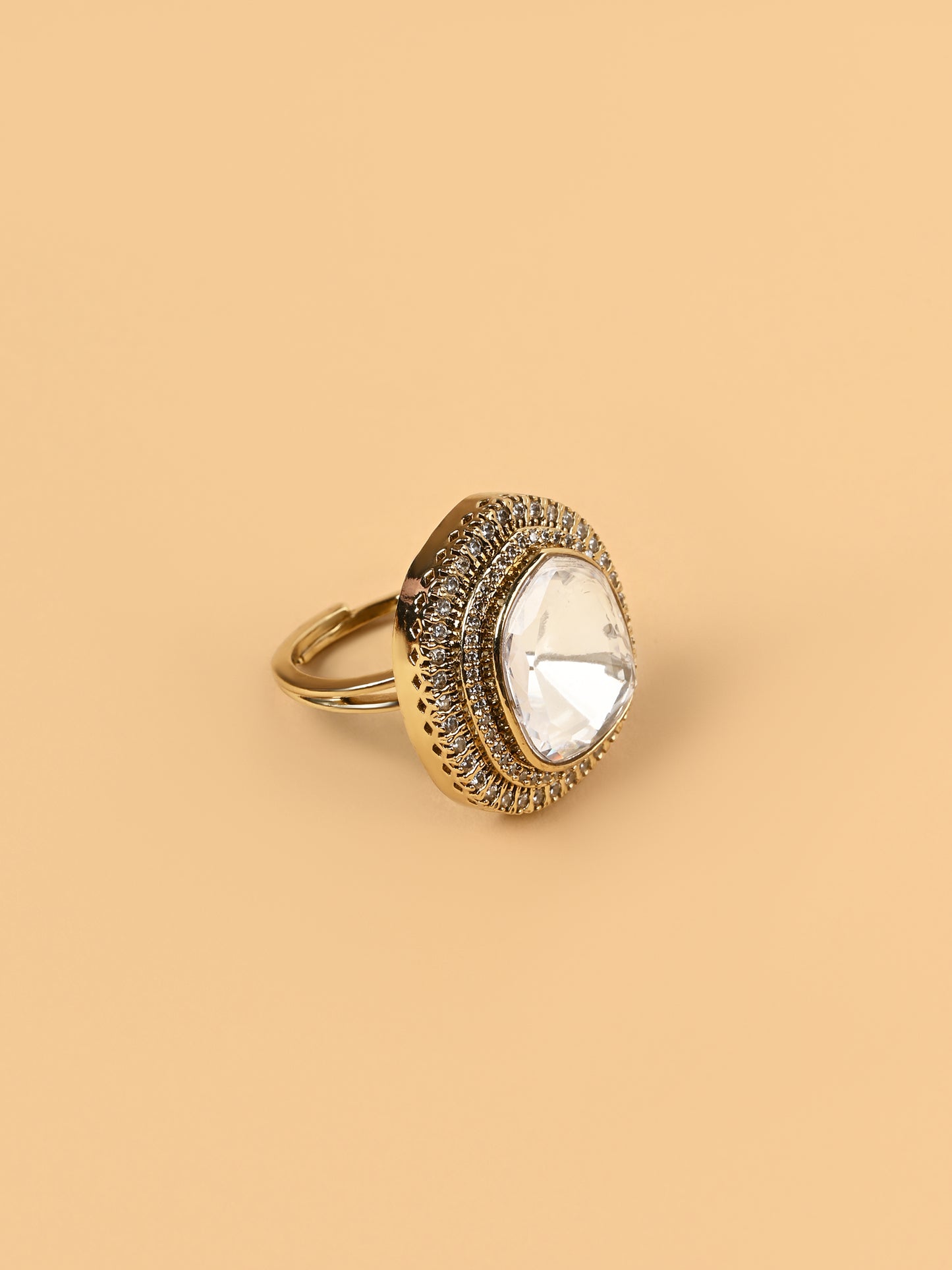 Noor-e-Kundan Ring