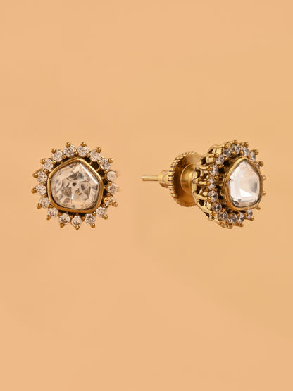 Eshna Kundan Studs