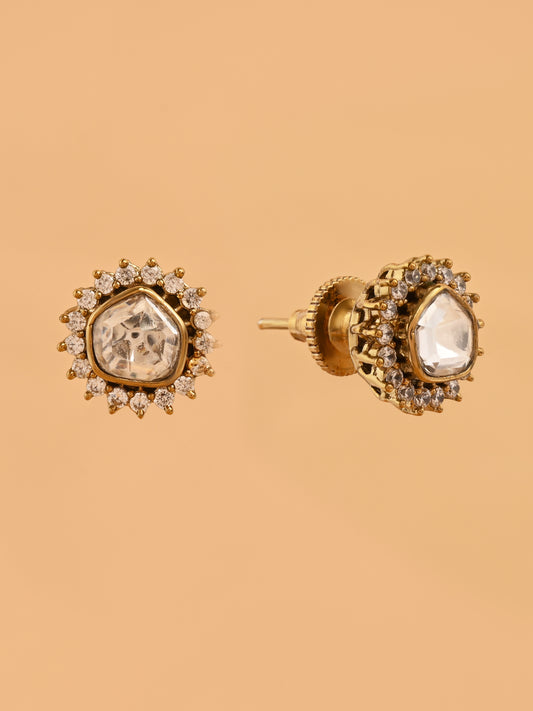 Eshna Kundan Studs