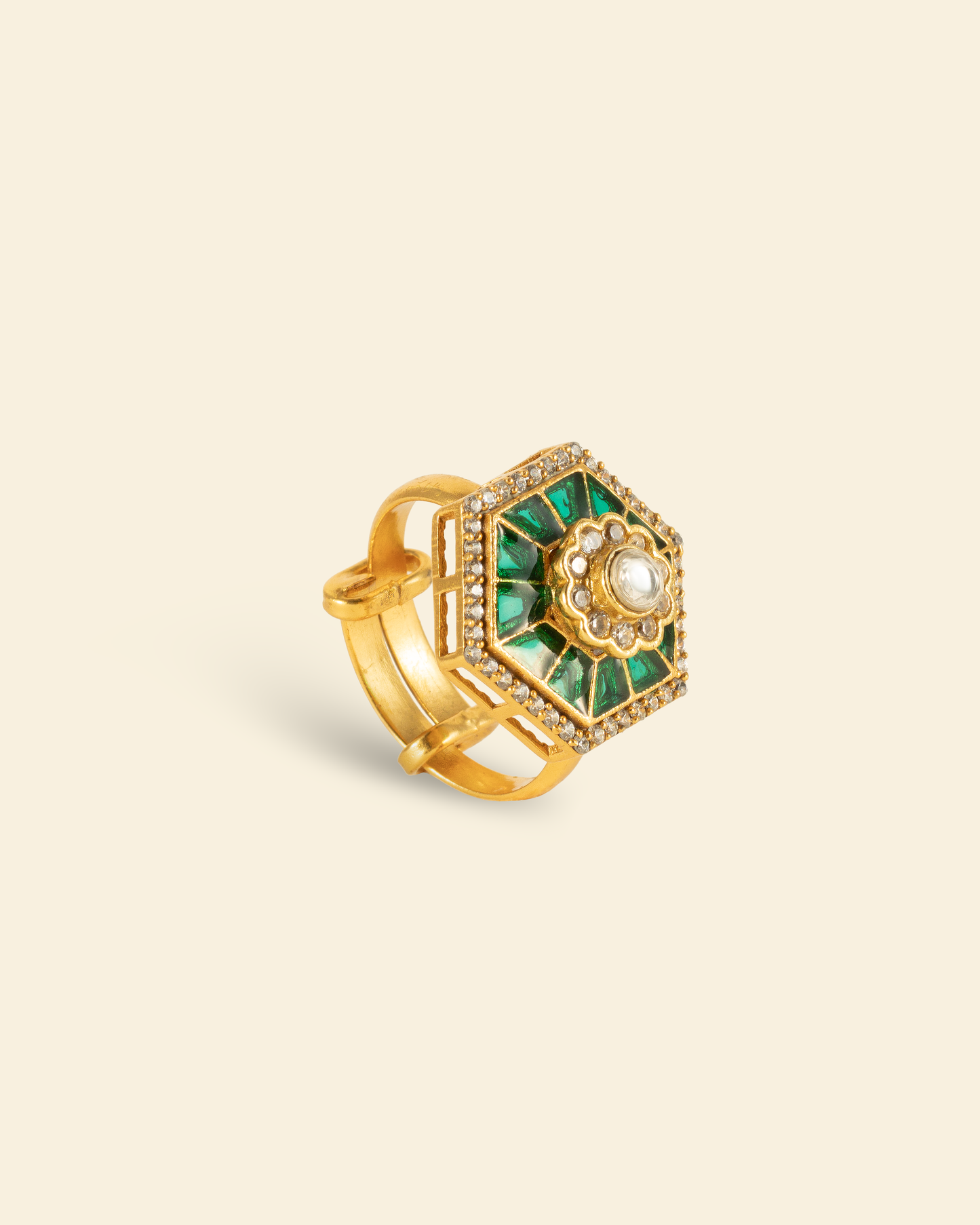 Suvarna Harit Adjustable Ring