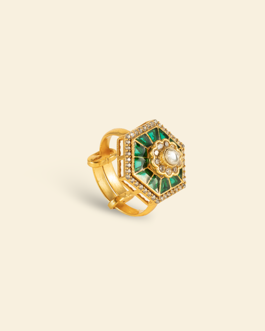 Suvarna Harit Adjustable Ring