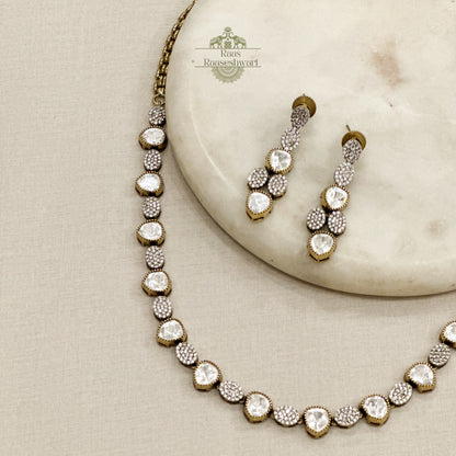 Queen Victorian Choker